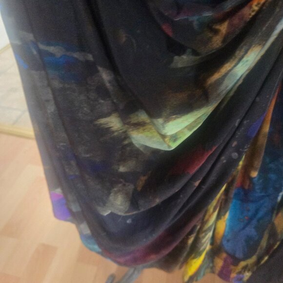 Ted Baker Vivid long dress and sleeves dress size 4. Zips up the back. Cinch low - Picture 6 of 10